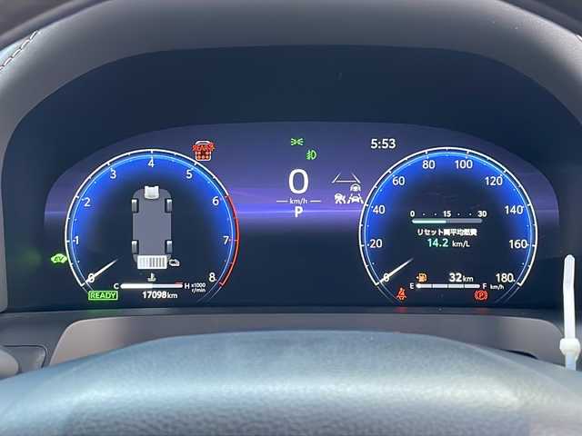 トヨタ アルファードハイブリット Z 山口県 2024(令6)年 1.7万km ブラック メーカーOP左右独立ムーンルーフ/メーカーOPユニバーサルサイドステップ/純正14インチディスプレーオーディオPlus/・コネクティッドナビ対応/・Bluetooth/AM/FM/・HDMI入力端子/・フルセグテレビ/パノラミックビューモニター/ビルトインETC2.0/デジタルインナーミラー/Toyota Safety Sense/・ドライバーモニター/・プリクラッシュセーフティ/・レーントレーシングアシスト/・レーンチェンジアシスト/・レーンディパーチャーアラート/・プロアクティブドライビングアシスト/・フロントクロストラフィックアラート/・発進遅れ告知機能/・ロードサインアシスト/・レーダークルーズコントロール/・ドライバー異常時対応システム/・ブラインドスポットモニター/・後方車両接近告知/・パーキングサポートブレーキ/・オートマチックハイビーム/メーカーOP後席用パワーサイドサンシェード/AC100V/ワイヤレス充電/全席パワーシート/ステアリングヒーター/シートヒーター/ベンチレーション/スペアキー/両側パワースライドドア/パワーバックドア/純正18インチアルミホイール/純正3眼LEDヘッドライト/保証書