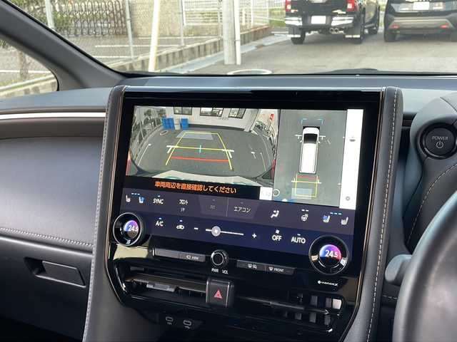 トヨタ アルファードハイブリット Z 山口県 2024(令6)年 1.7万km ブラック メーカーOP左右独立ムーンルーフ/メーカーOPユニバーサルサイドステップ/純正14インチディスプレーオーディオPlus/・コネクティッドナビ対応/・Bluetooth/AM/FM/・HDMI入力端子/・フルセグテレビ/パノラミックビューモニター/ビルトインETC2.0/デジタルインナーミラー/Toyota Safety Sense/・ドライバーモニター/・プリクラッシュセーフティ/・レーントレーシングアシスト/・レーンチェンジアシスト/・レーンディパーチャーアラート/・プロアクティブドライビングアシスト/・フロントクロストラフィックアラート/・発進遅れ告知機能/・ロードサインアシスト/・レーダークルーズコントロール/・ドライバー異常時対応システム/・ブラインドスポットモニター/・後方車両接近告知/・パーキングサポートブレーキ/・オートマチックハイビーム/メーカーOP後席用パワーサイドサンシェード/AC100V/ワイヤレス充電/全席パワーシート/ステアリングヒーター/シートヒーター/ベンチレーション/スペアキー/両側パワースライドドア/パワーバックドア/純正18インチアルミホイール/純正3眼LEDヘッドライト/保証書