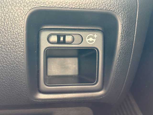 ホンダ Ｎ ＢＯＸ スラッシュ X 富山県 2014(平26)年 4万km ポリッシュドメタルメタリック 純正ナビ/Bluetooth、CD、DVD、USB、フルセグTV/バックカメラ/ABS/横滑り防止装置/盗難防止装置/衝突被害軽減システム/オートライト/プッシュスタート/スマートキー/パワーステアリング/パワーウィンドウ/クルーズコントロール/純正フロアマット