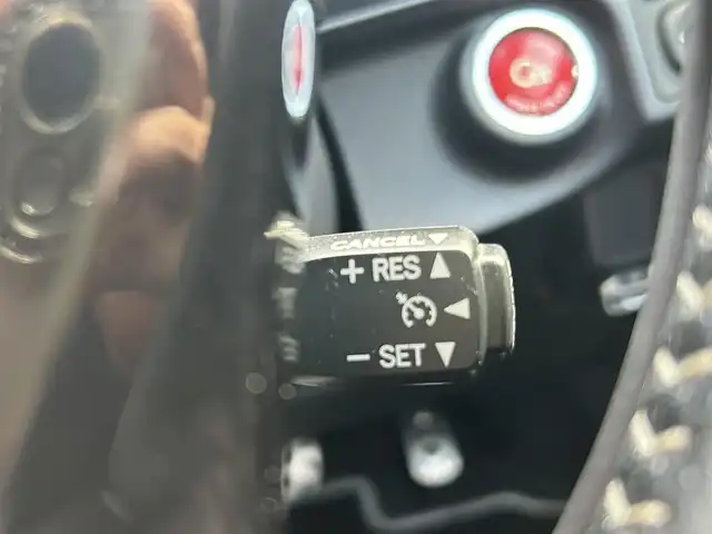 トヨタ アクア 宮崎県 2015(平27)年 11.5万km ブラックマイカ /ナビ(MAX675)//ワンセグ/CD/DVD//ETC//クルーズコントロール//ハーフレザーシート//純正フロアマット//純正アルミホイール//ドアバイザー//オートライト//フォグライト