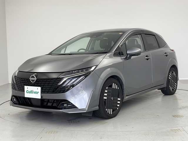 日産 オーラ G レザーエディション 茨城県 2024(令6)年 2.2万km ダークメタルグレー 禁煙車　/純正ナビ　/全方位カメラ　/プロパイロット　/ＢＯＳＥサウンド　/スマートルームミラー　/ブラインドスポットモニター　/レザーシート　/シートヒーター　/寒冷地仕様　/ＥＴＣ　/ＬＥＤヘッドランプ　/シーケンシャル