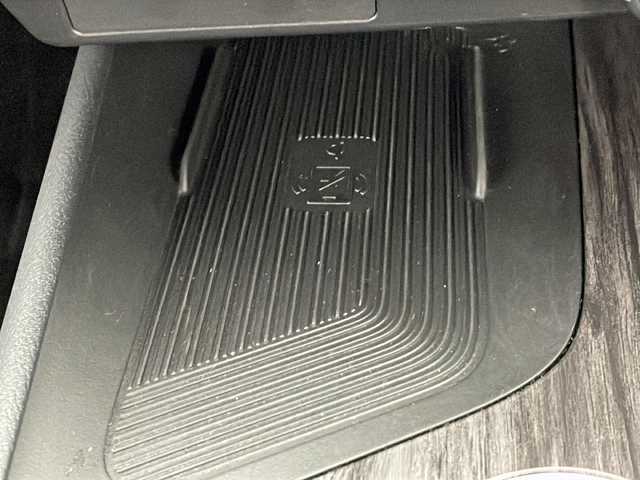 日産 オーラ G レザーエディション 茨城県 2024(令6)年 2.2万km ダークメタルグレー 禁煙車　/純正ナビ　/全方位カメラ　/プロパイロット　/ＢＯＳＥサウンド　/スマートルームミラー　/ブラインドスポットモニター　/レザーシート　/シートヒーター　/寒冷地仕様　/ＥＴＣ　/ＬＥＤヘッドランプ　/シーケンシャル