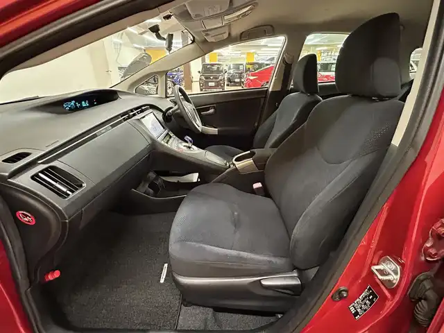 トヨタ プリウス S ツーリングセレクション 群馬県 2011(平23)年 7.9万km レッドマイカメタリック 社外8インチナビ/・AM/FM/フルセグTV/SD/・Bluetooth/CD/DVD/LEDヘッドライト/フォグランプ/ETC/純正フロアマット/純正17インチアルミホイール/スマートキー/　プッシュスタート