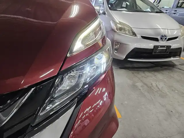 日産 セレナ ハイウェイスターVセレクションⅡ 福岡県 2019(平31)年 5.6万km マルーンレッド 純正9型ナビ/フルセグTV/両側パワースライドドア/アラウンドビューモニター/エマージェンシーブレーキ/車線逸脱警報/フロント/バックソナー/プロパイロット/セーフティパックB/・車線逸脱防止支援システム/・インテリジェントルームミラー/・踏み間違い衝突防止アシスト/・パーキングアシスト/・標識検知機能/LEDヘッドランプ/革巻きステアリング/ステアリングカバー付/レザー調シートカバー付/純正16インチアルミホイール/スマートキー/プッシュエンジンスターター/禁煙車