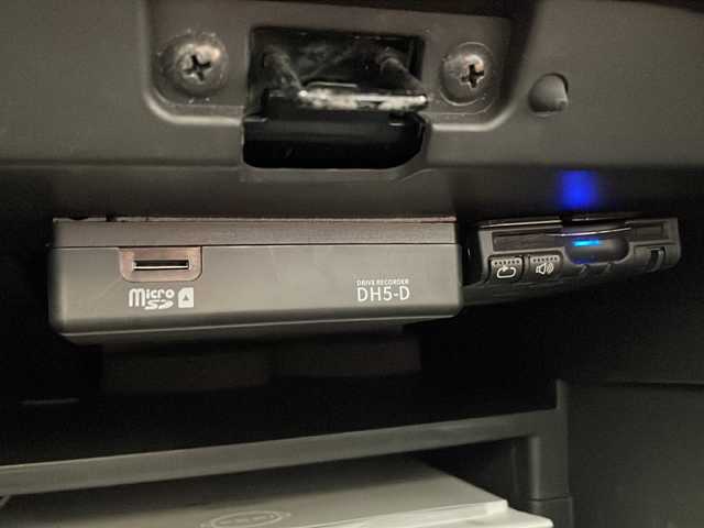 日産 ノート e－パワー X Vセレクション 岐阜県 2020(令2)年 6万km ガーネットレッド ワンオーナー/純正ナビ/Bluetooth/フルセグTV/DVD/全周囲モニター/エマジェンシーブレーキ/デジタルインナーミラー/ETC/ドライブレコーダー/LEDヘッドライト/純正アルミホイールサマータイヤ４本車載/インテリキー/プッシュスタート/スペアキー/保証書/取扱説明書