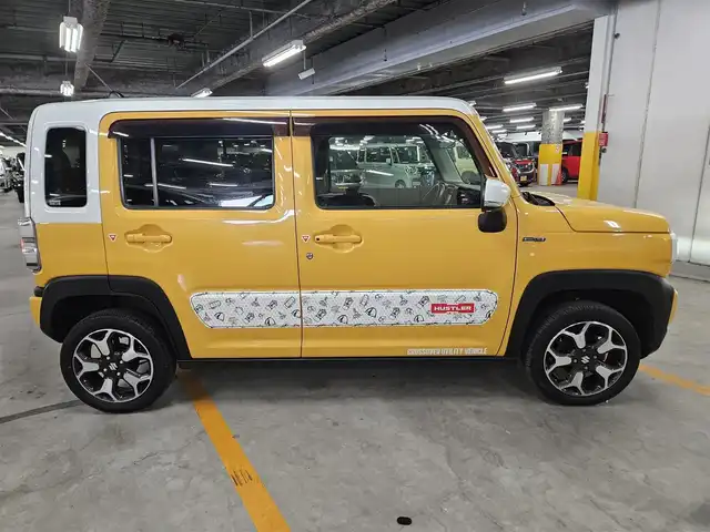 スズキ ハスラー HYBRID X 福岡県 2021(令3)年 7.4万km アクティブイエロー/ホワイト2トーンルーフ 〇純正8インチナビ/〇フルセグTV/〇デュアルカメラブレーキサポート/〇ドライブレコーダー/〇ホワイトルーフ/〇革巻きステアリング/〇LEDヘッドライト/〇オートライト/〇フォグランプ/〇純正15インチアルミ/〇シートヒーター/〇スマートキー/〇禁煙車