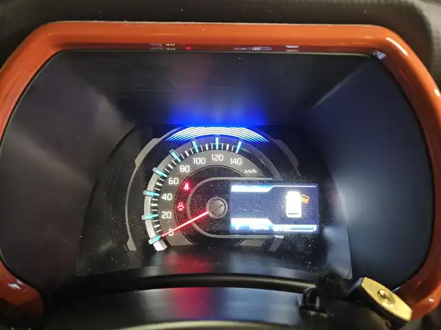 スズキ ハスラー HYBRID X 福岡県 2021(令3)年 7.4万km アクティブイエロー/ホワイト2トーンルーフ 〇純正8インチナビ/〇フルセグTV/〇デュアルカメラブレーキサポート/〇ドライブレコーダー/〇ホワイトルーフ/〇革巻きステアリング/〇LEDヘッドライト/〇オートライト/〇フォグランプ/〇純正15インチアルミ/〇シートヒーター/〇スマートキー/〇禁煙車