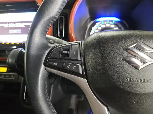 スズキ ハスラー HYBRID X 福岡県 2021(令3)年 7.4万km アクティブイエロー/ホワイト2トーンルーフ 〇純正8インチナビ/〇フルセグTV/〇デュアルカメラブレーキサポート/〇ドライブレコーダー/〇ホワイトルーフ/〇革巻きステアリング/〇LEDヘッドライト/〇オートライト/〇フォグランプ/〇純正15インチアルミ/〇シートヒーター/〇スマートキー/〇禁煙車