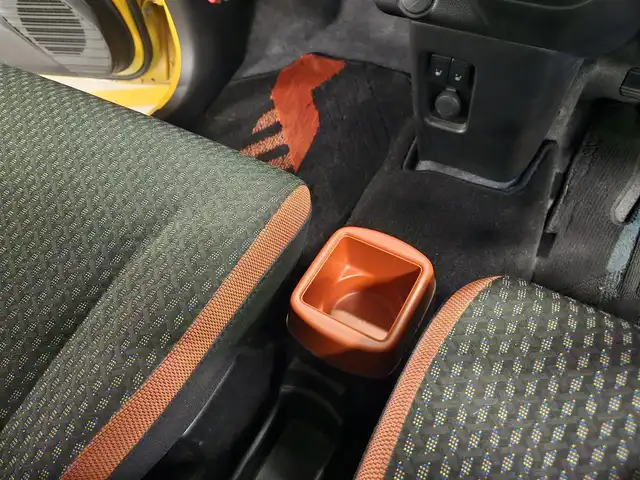 スズキ ハスラー HYBRID X 福岡県 2021(令3)年 7.4万km アクティブイエロー/ホワイト2トーンルーフ 〇純正8インチナビ/〇フルセグTV/〇デュアルカメラブレーキサポート/〇ドライブレコーダー/〇ホワイトルーフ/〇革巻きステアリング/〇LEDヘッドライト/〇オートライト/〇フォグランプ/〇純正15インチアルミ/〇シートヒーター/〇スマートキー/〇禁煙車