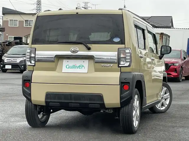 ダイハツ タフト G 道央・札幌 2020(令2)年 6万km サンドベージュメタリック ４WD/純正ディーラーOPナビ/CD/DVD/BT/フルセグ/スマートアシスト/衝突被害軽減ブレーキ/横滑り防止装置/レーンキープアシスト/コーナーセンサー/パノラマビューモニター/ETC/ドライブレコーダー/アイドリングストップ/ガラスルーフ/前席シートヒーター/革巻きステアリング/ステアリングリモコン/電動パーキング/ブレーキホールド/プッシュスタート/スマートアシスト/LEDヘッドライト/オートライト/オートハイビーム/フォグランプ/電動格納ミラー/純正フロアマット/ドアバイザー/スペアキー/社外AW付冬タイヤ積込/165/65/R15/2020年/山7mm