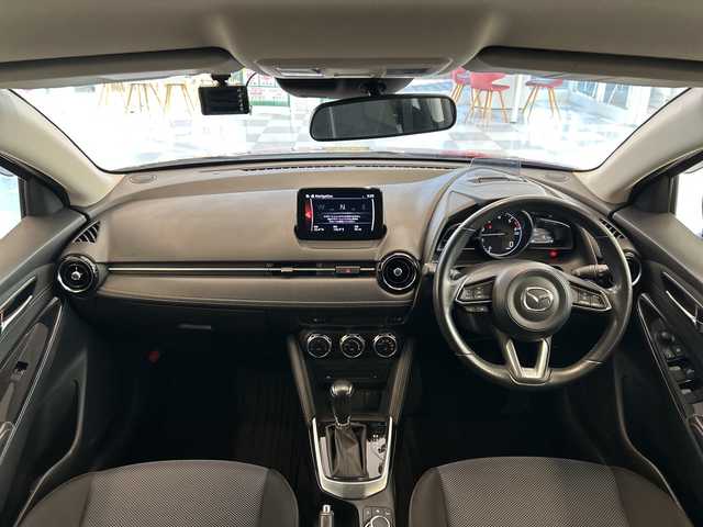 マツダ デミオ XD ツーリング 岐阜県 2018(平30)年 4.9万km ソウルレッドクリスタルM 純正ナビ/フルセグテレビ/CD/DVD再生/Bluetooth/USB/スマートブレーキサポート/ブラインドスポットモニター/レーンキープアシスト/クルーズコントロール/コーナーセンサー前後/シートヒーター/バックモニター/社外前方ドラレコ/パドルシフト/純正１６インチアルミ/プッシュスタート/純正マット/LEDヘッドライト/オートライト/フォグ/サイドバイザー/取説