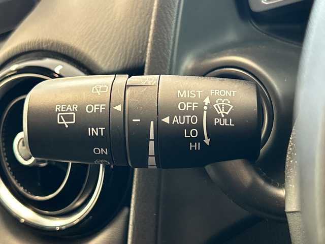 マツダ デミオ XD ツーリング 岐阜県 2018(平30)年 4.9万km ソウルレッドクリスタルM 純正ナビ/フルセグテレビ/CD/DVD再生/Bluetooth/USB/スマートブレーキサポート/ブラインドスポットモニター/レーンキープアシスト/クルーズコントロール/コーナーセンサー前後/シートヒーター/バックモニター/社外前方ドラレコ/パドルシフト/純正１６インチアルミ/プッシュスタート/純正マット/LEDヘッドライト/オートライト/フォグ/サイドバイザー/取説