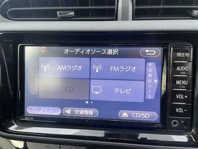 トヨタ アクア S スタイルブラック 静岡県 2017(平29)年 2万km シルバーM ワンオーナー/TOYOTA Safety Sense /・プリクラッシュセーフティ/・レーンディパーチャーアラート/・先行車発進告知機能/・オートマチックハイビーム/純正SDナビ/・Bluetooth/AUX/ワンセグ/CD/SD/バックカメラ/ETC/スマートキー/プッシュスタート/取扱説明書/新車時保証書