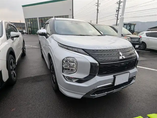 三菱 アウトランダー ＰＨＥＶ