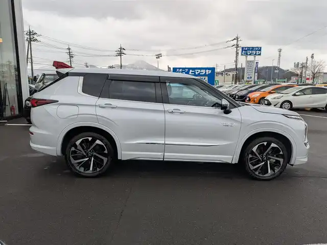 三菱 アウトランダー ＰＨＥＶ