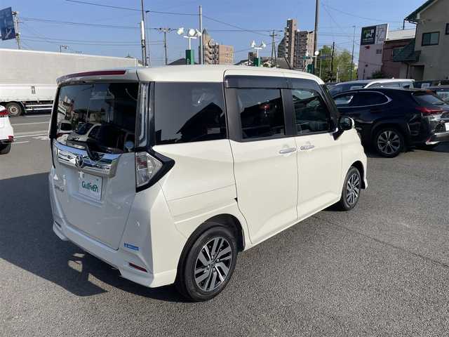 トヨタ ルーミー カスタムG 神奈川県 2021(令3)年 3.2万km パールホワイトⅢ １オーナー/純9型ナビ（NSZT-Y68T）/・DVD再生可/・Bluetoothオーディオ/・フルセグTV/・パノラミックビューモニター/純12.1型フリップダウンモニター/両側電動スライドドア/前後ドライブレコーダー/前席シートヒーター/スマートアシスト/・衝突回避支援ブレーキ/・前後誤発進抑制機能/・車線逸脱警報/・全車速追従機能付きクルーズコントロール/・オートマチックハイビーム/スマートキーX2/電子パーキング/新車時手帳、取説
