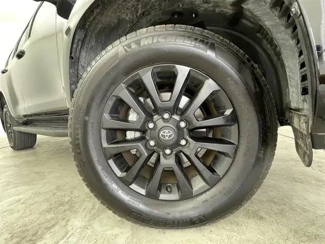 トヨタ ランドクルーザー プラド TX Lパッケージ マットブラED 群馬県 2023(令5)年 1.2万km ブラック １オーナー　サンルーフ　７型Ｗナビ　Ｂモニター　レーダークルーズ　オートハイビーム　レザーシート　エアーシート　シートヒーター　コーナーセンサー　ＬＥＤヘッド　プッシュスタート　スペアキー　純正アルミ