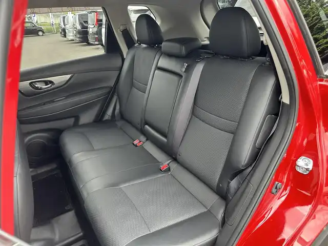 日産 エクストレイル 20Xt エマージェンシーブレーキ 道北・旭川 2016(平28)年 8.4万km バーニングレッド (株)IDOMが運営する【じしゃロン旭川店】の自社ローン専用車両になります。こちらは現金またはオートローンご利用時の価格です。自社ローンご希望の方は別途その旨お申付け下さい/　/・純正ナビ(CD/DVD/BT/SD/ワンセグ)/・アラウンドビューモニター/・ETC/・クルーズコントロール/・ステアリングリモコン/・両席シートヒーター/・プッシュスタート/・スマートキー2個/・取扱説明書