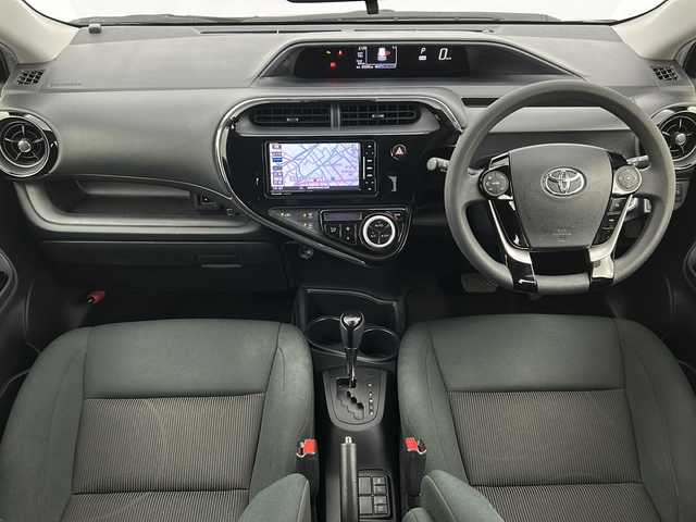 トヨタ アクア S スタイルブラック 宮城県 2018(平30)年 5.4万km ダークブルーマイカ Toyota Safety Sense 	/・プリクラッシュセーフティ	/・レーンディパーチャーアラート	/・オートマチックハイビーム	/・クリアランスソナー/社外7型ナビ/・BT.USB.CD.DVD/フルセグTV/ビルトインETC/プッシュスタート/スマートキー×2/ドライブレコーダー（F）/横滑り防止装置/アイドリングストップ/純正フロアマット/純正ホイールキャップ/ドアバイザー/電動格納ミラー