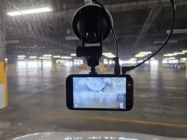 日産 デイズ ルークス X 愛媛県 2014(平26)年 6.2万km ホワイトパール ケンウッドナビ(Bluetooth/CD/DVD)/フルセグTV/助手席側パワースライドドア/アラウンドビューモニター/ドライブレコーダー/電動オート格納機能付ドアミラー/オートエアコン/スエード調クロスシート/シートバックテーブル/後席サンシェード/ヴェルザンディ14インチアルミホイール/インテリジェントキー/プッシュエンジンスターター/イモビライザー/禁煙車