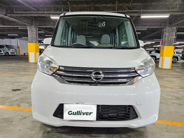 日産 デイズ ルークス X 愛媛県 2014(平26)年 6.2万km ホワイトパール ケンウッドナビ(Bluetooth/CD/DVD)/フルセグTV/助手席側パワースライドドア/アラウンドビューモニター/ドライブレコーダー/電動オート格納機能付ドアミラー/オートエアコン/スエード調クロスシート/シートバックテーブル/後席サンシェード/ヴェルザンディ14インチアルミホイール/インテリジェントキー/プッシュエンジンスターター/イモビライザー/禁煙車