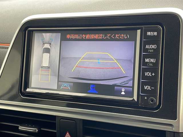 トヨタ シエンタ G 沖縄県 2020(令2)年 1.6万km ホワイトパールクリスタルシャイン 純正SDナビ（NSCN-W68）/CD/DVD/SD/Bluetooth接続/TV/パノラミックビューモニター/ビルトインETC/両側パワースライドドア/プリクラッシュセーフティ/レーンキープアシスト/コーナーセンサー/オートマチックハイビーム/オートライト/アイドリングストップ/純正フロアマット/プッシュスタート/スマートキー/取扱説明書