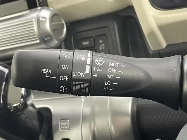 スズキ クロスビー HYBRID MZ 茨城県 2018(平30)年 3.3万km キャラバンアイボリーパールメタリック/ホワイト 2トーンルーフ 純正8型ナビ/全周囲カメラ/フルセグ/衝突被害軽減ブレーキ/車線逸脱抑制装置/クルーズコントロール/オートマチックハイビーム/クリアランスソナー/ETC/ドラレコ/シートヒーター/純正16インチAW/LEDヘッドライト/スマートキー
