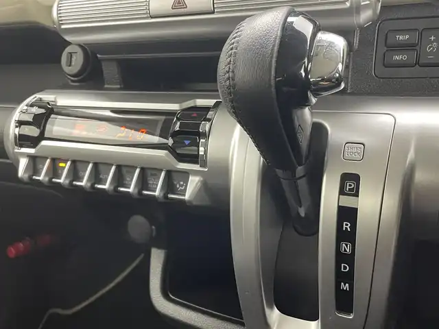 スズキ クロスビー HYBRID MZ 茨城県 2018(平30)年 3.3万km キャラバンアイボリーパールメタリック/ホワイト 2トーンルーフ 純正8型ナビ/全周囲カメラ/フルセグ/衝突被害軽減ブレーキ/車線逸脱抑制装置/クルーズコントロール/オートマチックハイビーム/クリアランスソナー/ETC/ドラレコ/シートヒーター/純正16インチAW/LEDヘッドライト/スマートキー