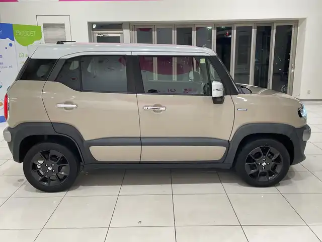 スズキ クロスビー HYBRID MZ 埼玉県 2018(平30)年 3.3万km キャラバンアイボリーパールメタリック/ホワイト 2トーンルーフ 純正8インチナビ/　　CD/DVD/BT/フルセグTV/全周囲カメラ/クルーズコントロール/LEDオートライト/純正16インチAW/パドルシフト/クリアランスソナー/ステアリングスイッチ/プッシュスタート/ETC/禁煙車