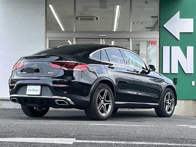 メルセデス・ベンツ ＧＬＣ２２０ d 4マチック クーペ AMGライン 愛知県 2019(令1)年 5.5万km オブシディアンブラック 禁煙車/メーカーナビ/フルセグ/FM/AM BT/AppleCarPlay/AndroidAuto LEDオートライト/アダプティブハイビーム/サンルーフ/全席シートヒーター/前席パワーシート　シートメモリー/黒ハーフレザーシート/パワーバックドア/純正19AW/360°カメラシステム/パークトロニック/アンビエントライト/アクティブディスタンスアシスト・ディストロニック/アクティブレーンキーピングアシスト/アクティブステアリングアシスト/アテンションアシスト/ブラインドスポットアシスト/レーンチェンジアシスト/アクティブパーキングアシスト/アクティブブレーキアシスト/ビルトインETC/保証書/取扱説明書/記録簿R6