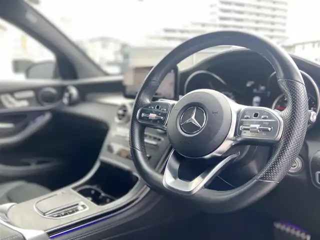 メルセデス・ベンツ ＧＬＣ２２０ d 4マチック クーペ AMGライン 栃木県 2019(令1)年 5.5万km オブシディアンブラック スライディングR　/全方位カメラ　/RSP/純正ナビ　/フルセグ　/パワーシート　/シートH　/ハーフレザー /エアサス　/電動リアゲート　/ETC　/LED　/純正19インチAW