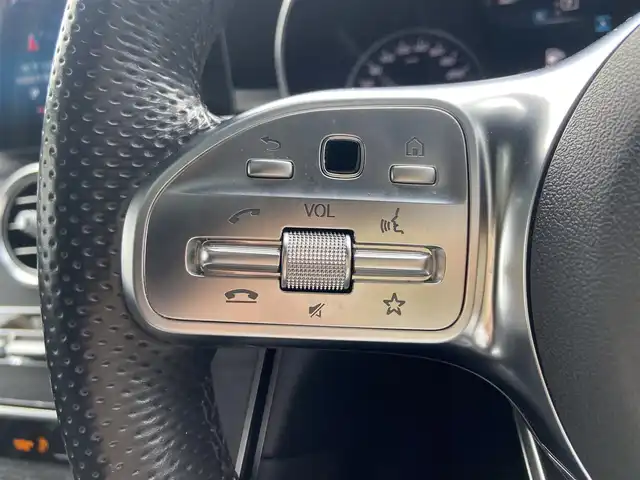 メルセデス・ベンツ ＧＬＣ２２０ d 4マチック クーペ AMGライン 栃木県 2019(令1)年 5.5万km オブシディアンブラック スライディングR　/全方位カメラ　/RSP/純正ナビ　/フルセグ　/パワーシート　/シートH　/ハーフレザー /エアサス　/電動リアゲート　/ETC　/LED　/純正19インチAW