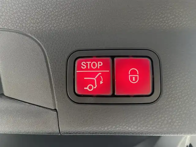 メルセデス・ベンツ ＧＬＣ２２０ d 4マチック クーペ AMGライン 栃木県 2019(令1)年 5.5万km オブシディアンブラック スライディングR　/全方位カメラ　/RSP/純正ナビ　/フルセグ　/パワーシート　/シートH　/ハーフレザー /エアサス　/電動リアゲート　/ETC　/LED　/純正19インチAW
