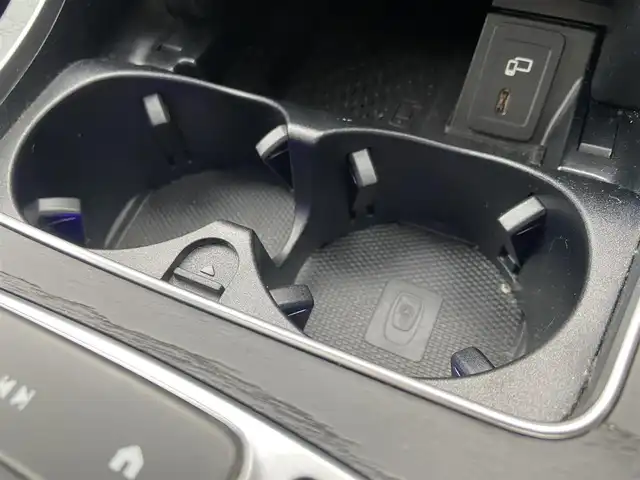 メルセデス・ベンツ ＧＬＣ２２０ d 4マチック クーペ AMGライン 栃木県 2019(令1)年 5.5万km オブシディアンブラック スライディングR　/全方位カメラ　/RSP/純正ナビ　/フルセグ　/パワーシート　/シートH　/ハーフレザー /エアサス　/電動リアゲート　/ETC　/LED　/純正19インチAW