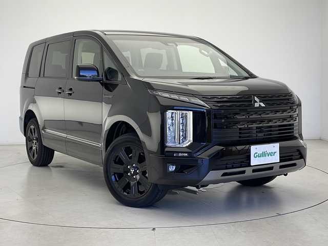三菱 デリカＤ：５ シャモニー 千葉県 2025(令7)年 0.1千km 黒Ⅱ 登録済未使用車/登録時走行距離7km/エマージェンシーブレーキ/レーンキープアシスト/レーダークルーズコントロール/ブラインドスポットモニター/アルパインナビ/　Bluetooth/フルセグTV/CD/DVD/USB/HDMI/バックカメラ/オートホールド/運転席パワーシート/パドルシフト/ステアリングヒーター/ステアリングスイッチ/両側パワースライドドア/パワーバックドア