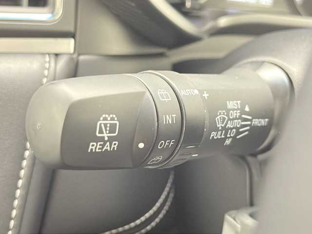 三菱 デリカＤ：５ シャモニー 千葉県 2025(令7)年 0.1千km 黒Ⅱ 登録済未使用車/登録時走行距離7km/エマージェンシーブレーキ/レーンキープアシスト/レーダークルーズコントロール/ブラインドスポットモニター/アルパインナビ/　Bluetooth/フルセグTV/CD/DVD/USB/HDMI/バックカメラ/オートホールド/運転席パワーシート/パドルシフト/ステアリングヒーター/ステアリングスイッチ/両側パワースライドドア/パワーバックドア