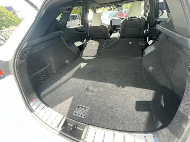 レクサス ＮＸ 350h Fスポーツ 大阪府 2022(令4)年 4.3万km ホワイトノーヴァガラスフレーク 純正14インチディスプレイオーディオ　/（フルセグTV/USB/車外カメラ/温度調整）/パノラミックビュー（360度）/パノラマサンルーフ/ETC2.0　/三眼LEDヘッドライト　/ステアリングヒーター　/Fスポーツ専用レザーシート/（前席パワーシート/シートヒーター＆ベンチレーション）/アドバンストパーク（自動駐車）/パドルシフト/クルーズコントロール/前後ドライブレコーダー/純正フロアマット/純正20インチアルミホイール/ワイヤレス充電/ブラインドスポットミラー/デジタルインナーミラー/ヘッドアップディスプレイ