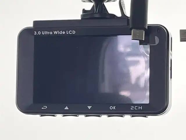 トヨタ タンク カスタムG－T 群馬県 2020(令2)年 2.8万km ブラックマイカメタリック/ファイアークォーツレッドメタリック 禁煙車　純正９インチナビ　Ｂｌｕｅｔｏｏｔｈ　フルセグ　全方位カメラ　両側パワースライドドア　クルーズコントロール　衝突軽減システム　オートマチックハイビーム　クリアランスソナー　シートヒーター