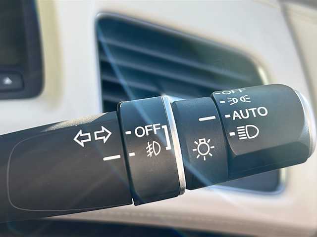 ホンダ レジェンド ハイブリッド EX 岩手県 2017(平29)年 3.7万km ホワイトオーキッドパール ハイブリッドＥＸ　ＫＲＥＬＬスピーカー　サンルーフ　純正ナビ　全周囲カメラ　Ｂｌｕｅｔｏｏｔｈ　ＨＤＭＩ　クルコン　ヘッドアップディスプレイ　ステアリングヒーター　シートヒーター　コーナーセンサー