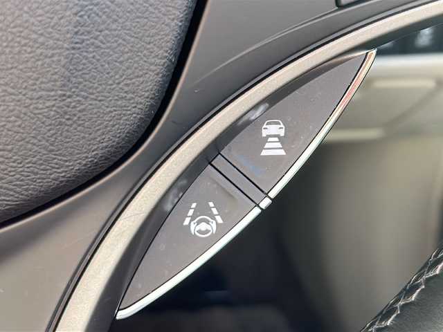 ホンダ レジェンド ハイブリッド EX 岩手県 2017(平29)年 3.7万km ホワイトオーキッドパール ハイブリッドＥＸ　ＫＲＥＬＬスピーカー　サンルーフ　純正ナビ　全周囲カメラ　Ｂｌｕｅｔｏｏｔｈ　ＨＤＭＩ　クルコン　ヘッドアップディスプレイ　ステアリングヒーター　シートヒーター　コーナーセンサー