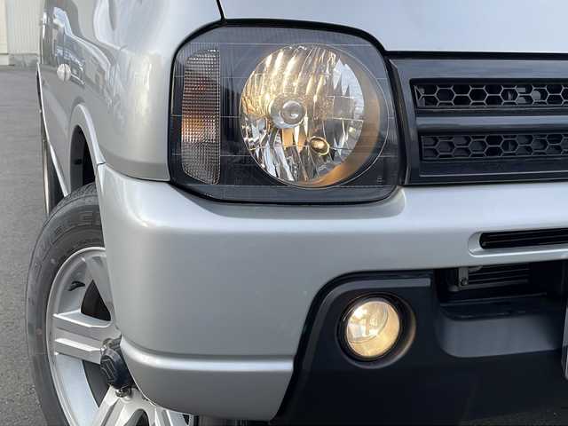 スズキ ジムニー XC 道北・旭川 2018(平30)年 7.1万km シルキーシルバーメタリック /4WD//禁煙車//社外メモリナビ//CD/DVD/SD/MSV/USB/iPod/フルセグ//ミラーヒーター//リモコンキー//ライトレベライザー//フォグライト//電動格納式ミラー//ルーフレール//ETC//純正フロアマット//ドアバイザー//スペアキー//背面タイヤ//保証書