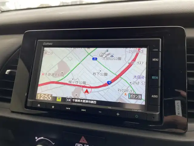 ホンダ フィット ホーム 千葉県 2020(令2)年 1.9万km ルナシルバーM ワンオーナー/Honda SENSING/・衝突軽減ブレーキ〈CMBS〉/・誤発進抑制機能/・後方誤発進抑制機能/・近距離衝突軽減ブレーキ/・歩行者事故低減ステアリング/・路外逸脱抑制機能/・渋滞追従機能付アダプティブ・クルーズ・コントロール〈ACC〉/・車線維持支援システム〈LKAS〉/・先行車発進お知らせ機能/・標識認識機能/・オートハイビーム/ハーフレザー/純正ディーラーナビ/・AM/FM/CD/BTオーディオ/ETC/LEDヘッドライト/スペアキー/保証書/取扱説明書