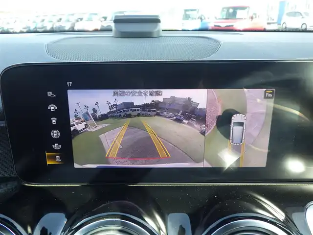 メルセデス・ベンツ Ｍ・ベンツ ＧＬＢ２００ｄ 4マチック AMGライン 千葉県 2021(令3)年 3.5万km デジタルホワイト アクティブブレーキアシスト/アクティブレーンキーピングアシスト/レーンチェンジアシスト/アテンションアシスト/ブラインドスポットアシスト/ディストロニック/パノラミックスライディングルーフ/パワーバックドア/ハーフレザーシート/前席パワーシート/シートヒーター/純正HDDナビ/地デジTV/【Bluetooth接続】/360°カメラ/リバース連動ドアミラー（左）/ドライブレコーダー（前後撮影）/革巻きステアリング/ステアリングスイッチ/パドルシフト/ETC（2.0）/LEDヘッドライト/ウインカーミラー/パークトロニック/純正19インチアルミホイル/サイド/カーテンエアバッグ/キーレスゴー