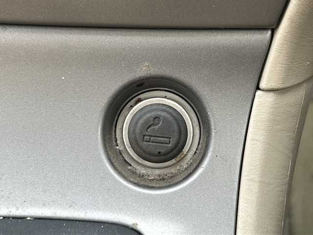 トヨタ カローラ ランクス X 埼玉県 2005(平17)年 4.9万km スーパーホワイトⅡ ワンオーナー　/純正ナビ/純フロア　/純正フロア　/ライトイベライザー　/FM/AM/TV/DVD/ABS/保証書　/取扱説明書