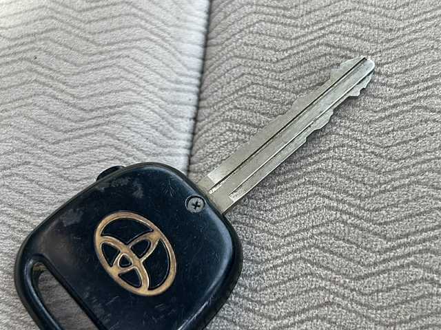 トヨタ カローラ ランクス X 埼玉県 2005(平17)年 4.9万km スーパーホワイトⅡ ワンオーナー　/純正ナビ/純フロア　/純正フロア　/ライトイベライザー　/FM/AM/TV/DVD/ABS/保証書　/取扱説明書