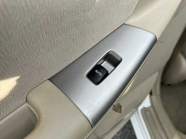 トヨタ カローラ ランクス X 埼玉県 2005(平17)年 4.9万km スーパーホワイトⅡ ワンオーナー　/純正ナビ/純フロア　/純正フロア　/ライトイベライザー　/FM/AM/TV/DVD/ABS/保証書　/取扱説明書