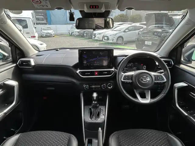 ダイハツ ロッキー プレミアム 兵庫県 2020(令2)年 1.7万km レーザーブルークリスタルシャイン ・ワンオーナー/・純正9インチメモリーナビ（NSZN-Y70D）/・地デジ/DVD/BT/USB/・ステアリングリモコン/・ナビ連動ドライブレコーダー（前方）/・パノラマモニター/・ビルトインETC/・ハーフレザーシート/・前席シートヒーター/・純正17インチAW/・アイドリングストップ/・オートLEDヘッドランプ/・LEDフォグランプ/・リヤフォグランプ/・ACC/・車線逸脱警報/・衝突警報/・先行車発進お知らせ/・標識認識機能/・BSM/RCTA/・ハイビームアシスト/・コーナーセンサー/・R3/4/5/6年ディーラー点検記録簿/・スペアキー