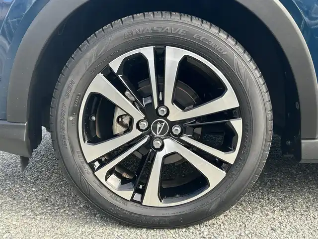 ダイハツ ロッキー プレミアム 兵庫県 2020(令2)年 1.7万km レーザーブルークリスタルシャイン ・ワンオーナー/・純正9インチメモリーナビ（NSZN-Y70D）/・地デジ/DVD/BT/USB/・ステアリングリモコン/・ナビ連動ドライブレコーダー（前方）/・パノラマモニター/・ビルトインETC/・ハーフレザーシート/・前席シートヒーター/・純正17インチAW/・アイドリングストップ/・オートLEDヘッドランプ/・LEDフォグランプ/・リヤフォグランプ/・ACC/・車線逸脱警報/・衝突警報/・先行車発進お知らせ/・標識認識機能/・BSM/RCTA/・ハイビームアシスト/・コーナーセンサー/・R3/4/5/6年ディーラー点検記録簿/・スペアキー