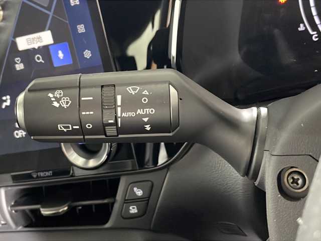 レクサス ＮＸ 350h Fスポーツ 沖縄県 2023(令5)年 2.8万km ホワイトノーヴァガラスフレーク 禁煙車　/県外仕入　/純正ナビ　/フルセグＴＶ　Ｂｌｕｅｔｏｏｔｈ　/レクサスセーフティセンス/TRDエアロ/黒革シート/パノラミックビューモニター/オレンジキャリパー　/ブラインドスポットモニター　/クリアランスソナー　/レーンディパーチャーアラート　/パワーバックドア　/ドライブレコーダー/ヘッドアップディスプレイ/ステアリングヒーター/シートベンチレーション/デジタルインナーミラー