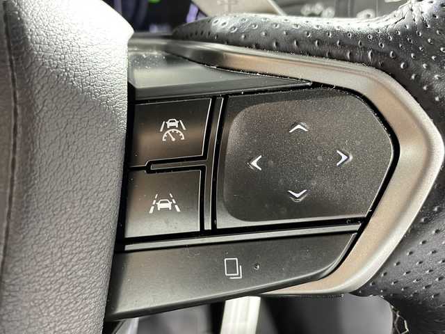 レクサス ＮＸ 350h Fスポーツ 沖縄県 2023(令5)年 2.8万km ホワイトノーヴァガラスフレーク 禁煙車　/県外仕入　/純正ナビ　/フルセグＴＶ　Ｂｌｕｅｔｏｏｔｈ　/レクサスセーフティセンス/TRDエアロ/黒革シート/パノラミックビューモニター/オレンジキャリパー　/ブラインドスポットモニター　/クリアランスソナー　/レーンディパーチャーアラート　/パワーバックドア　/ドライブレコーダー/ヘッドアップディスプレイ/ステアリングヒーター/シートベンチレーション/デジタルインナーミラー